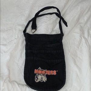 Hooters apron